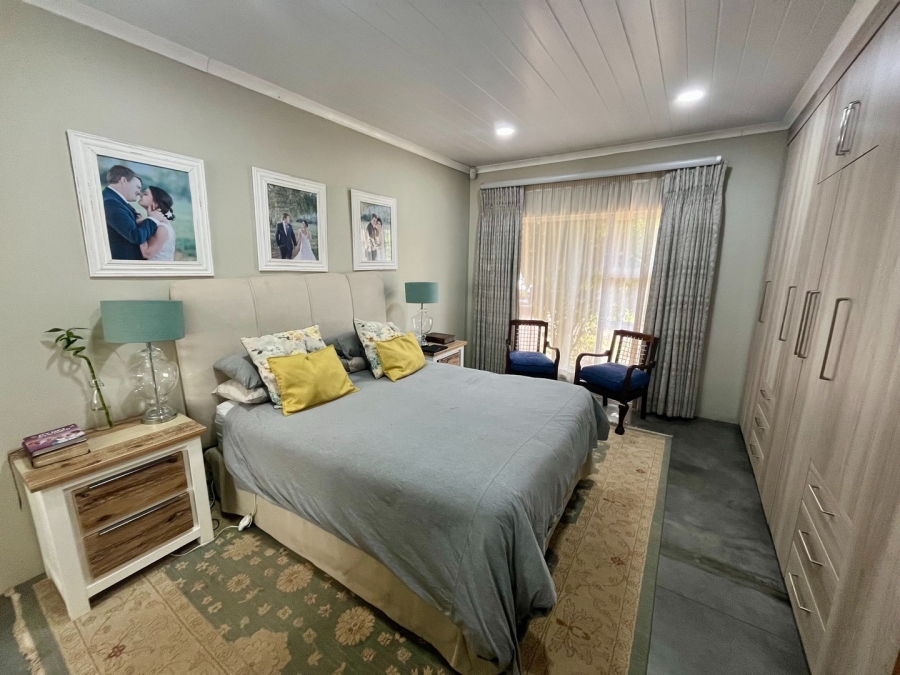 4 Bedroom Property for Sale in Flamwood North West